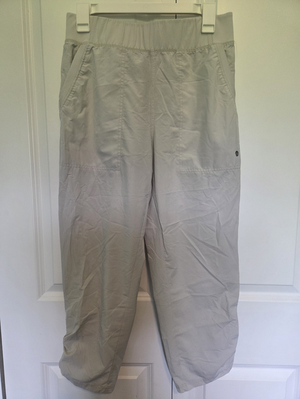 Casual Elastic-Waist Light Gray Women’s Pants